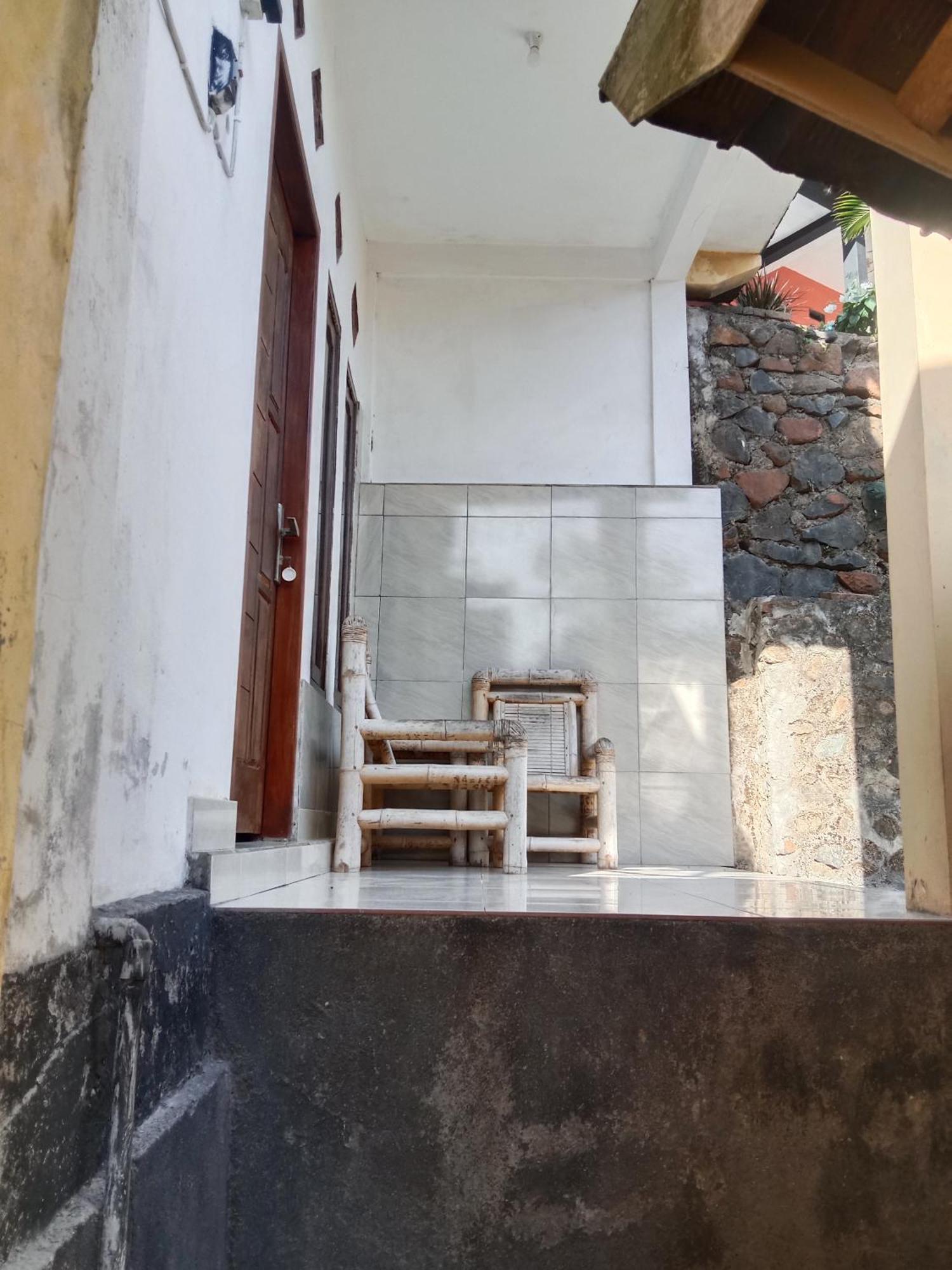 Ramdan Homestay Kuta  Exterior photo