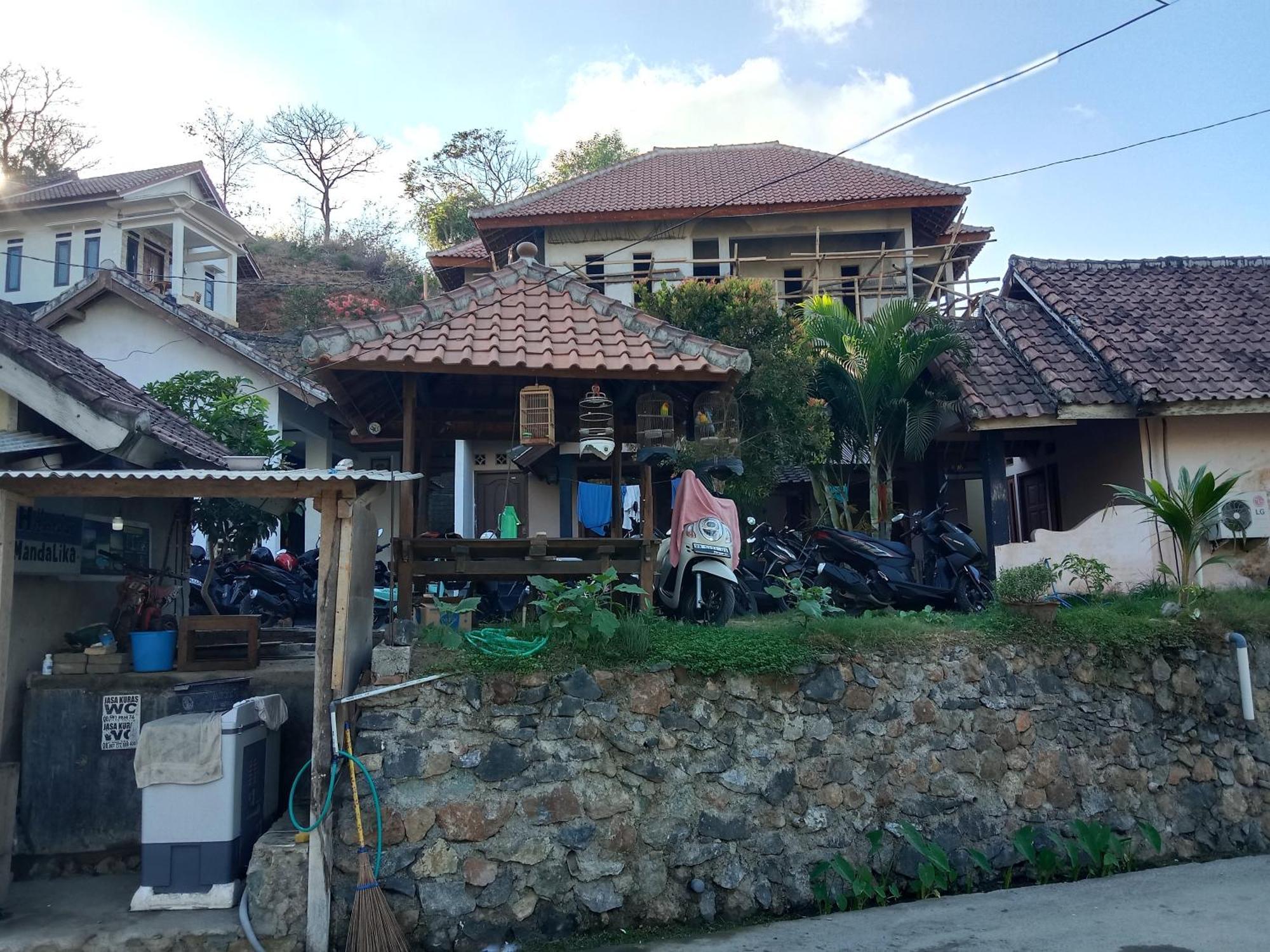 Ramdan Homestay Kuta  Exterior photo